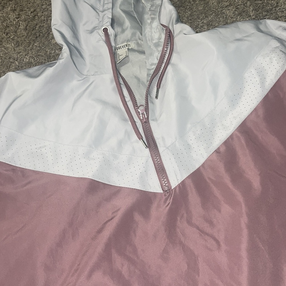Forever 21 size medium cropped jacket - Picture 2 of 2